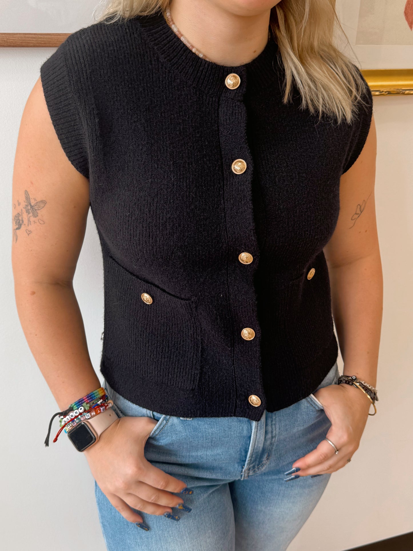 Gold Button Knit Vest – Black