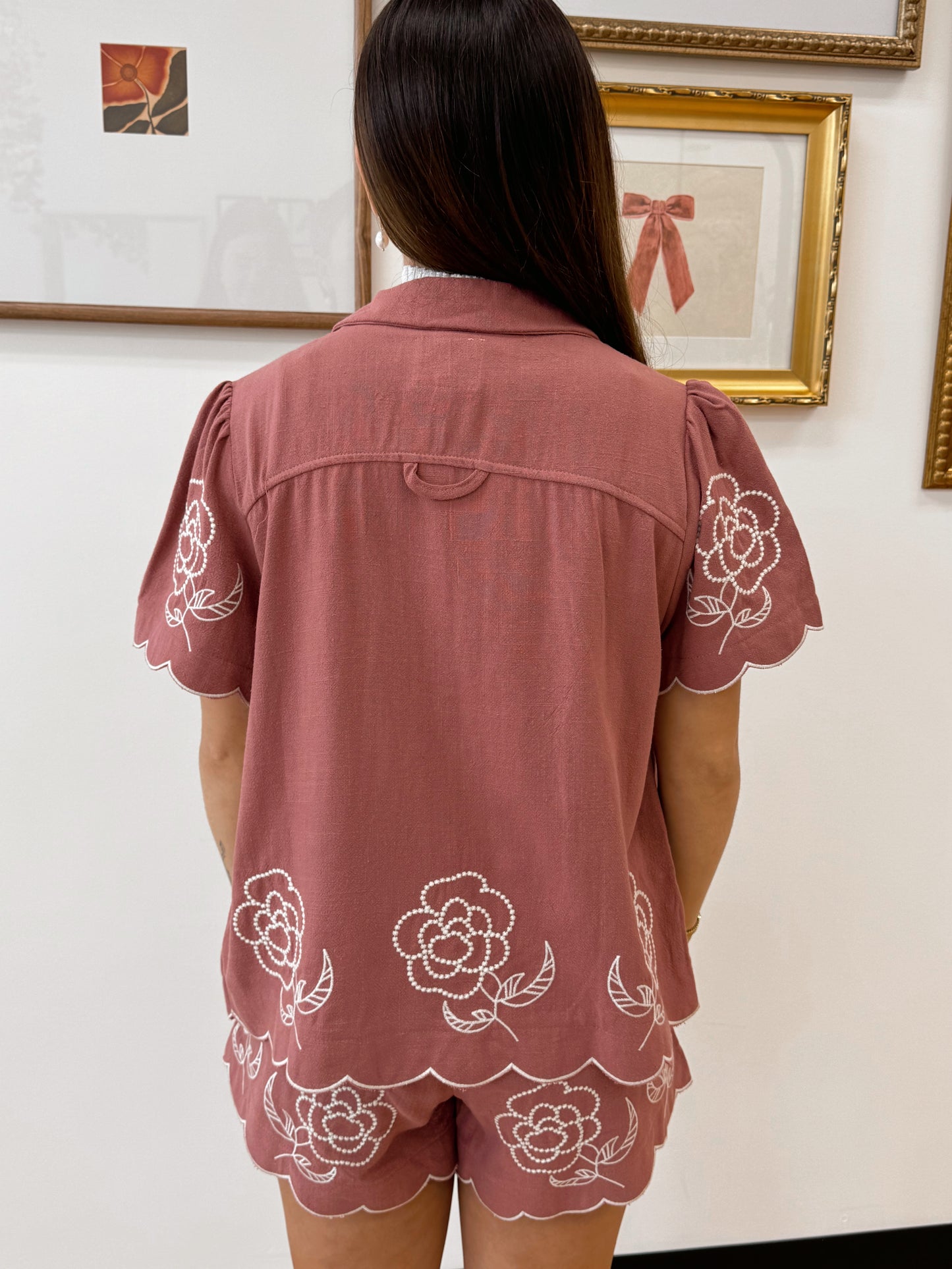 Linen Rose Embroidered Shorts Shorts