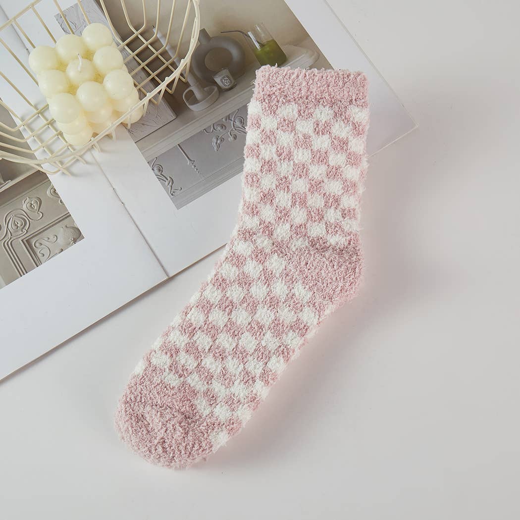 Checkerboard Pattern Fuzzy Winter Socks