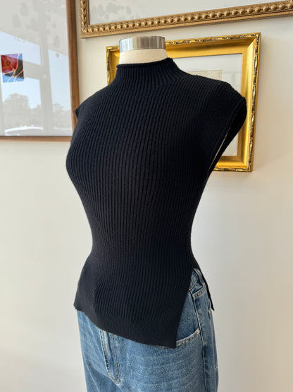 Sleeveless Turtleneck Top