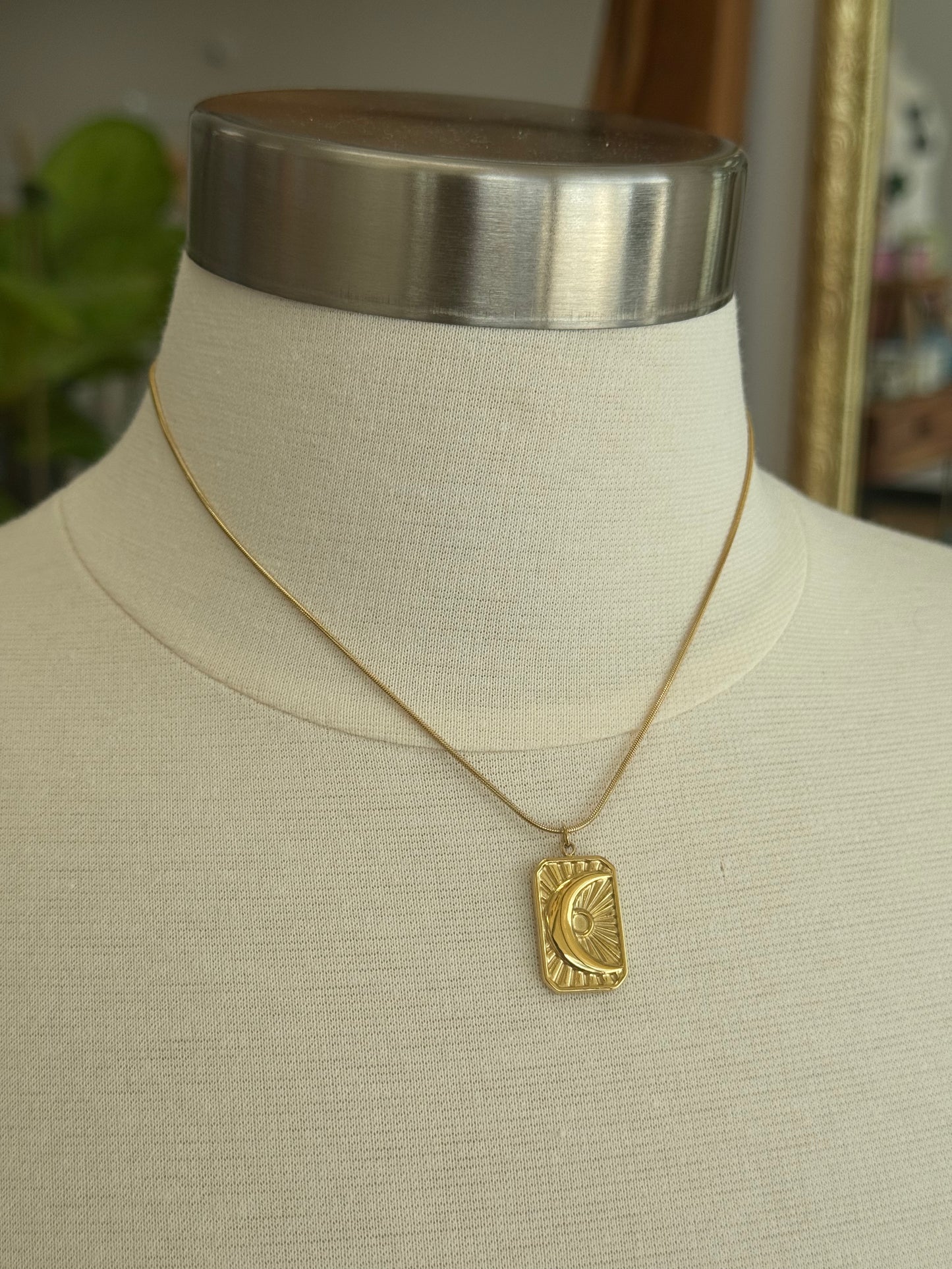 Tarnish-Free Moon & Star Pendant Necklace Necklaces