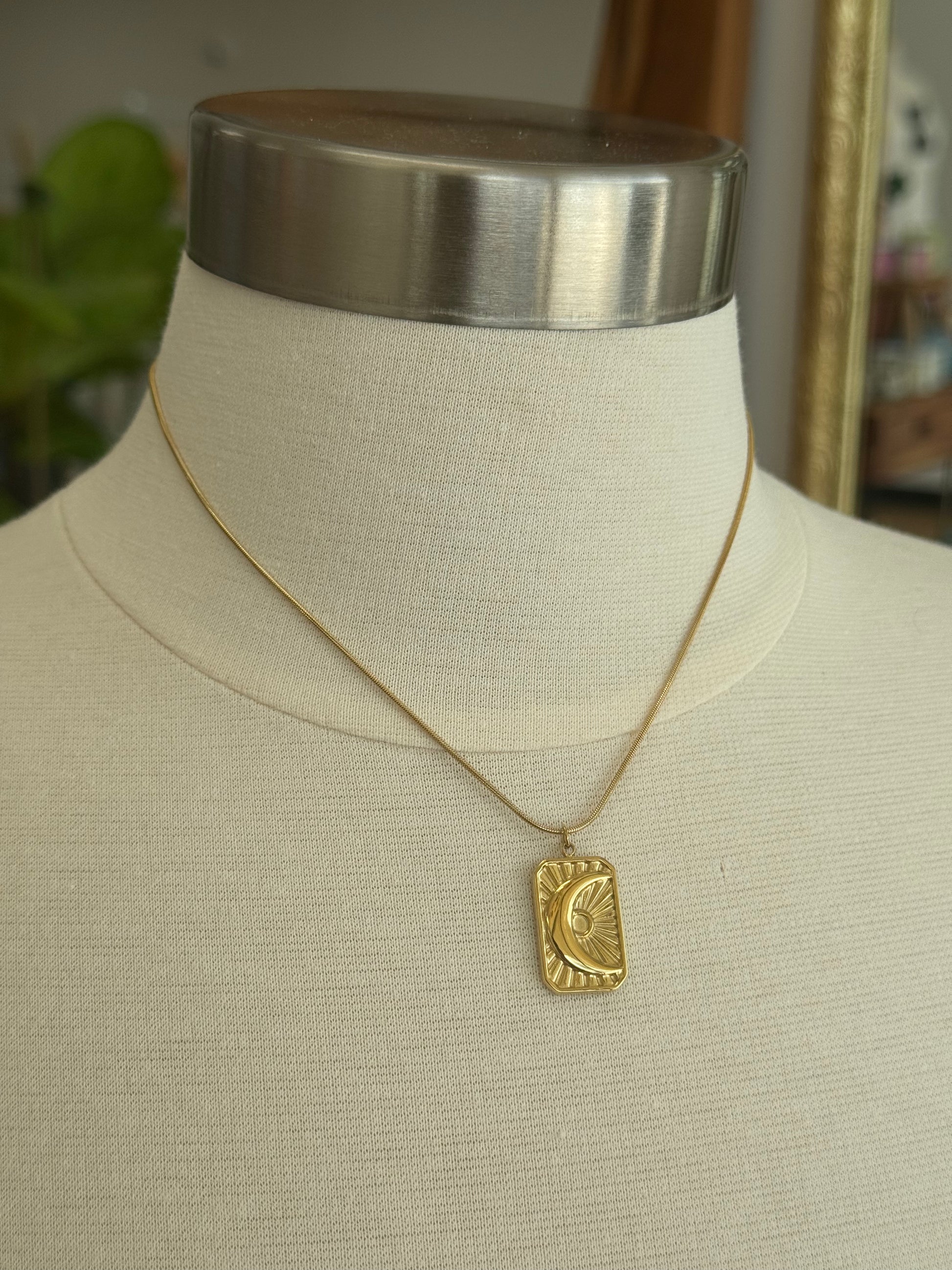Tarnish-Free Moon & Star Pendant Necklace Necklaces