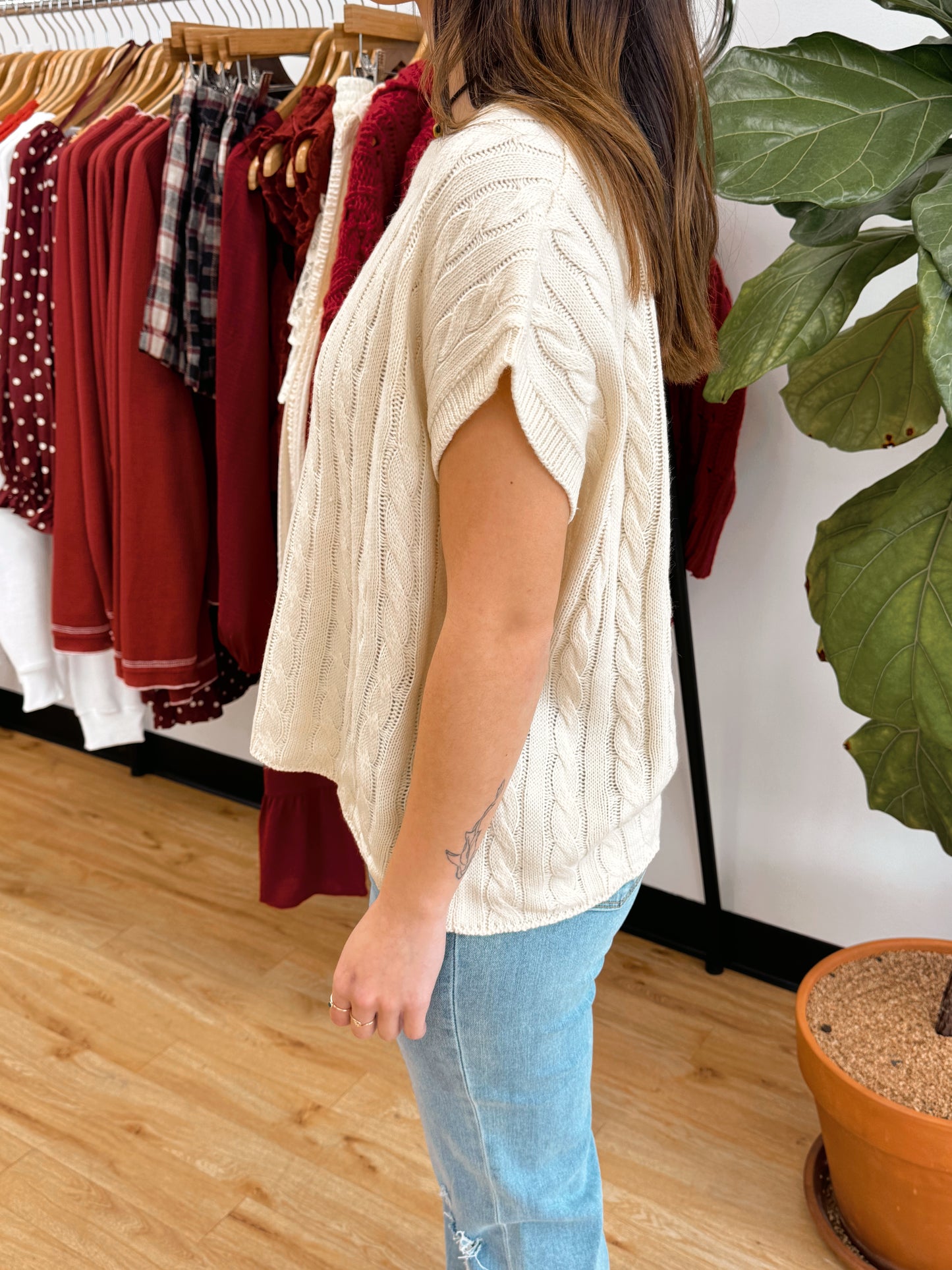 Short Sleeve Cable Knit Sweater Shirts & Tops