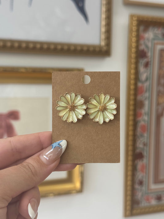 Daisy Enamel Stud Earrings Earrings