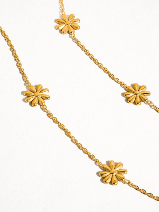 Gold Daisy Chain Necklace Necklaces
