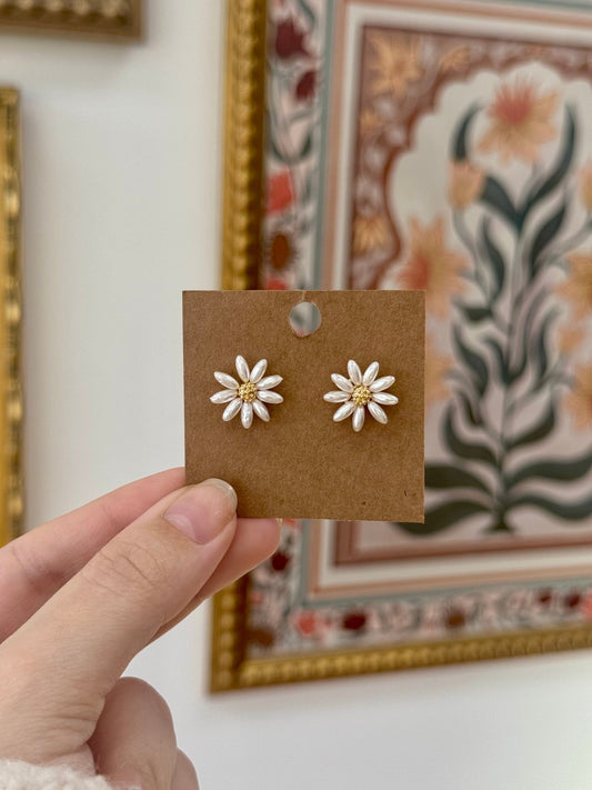 Pearl Daisy Ear Studs Earrings